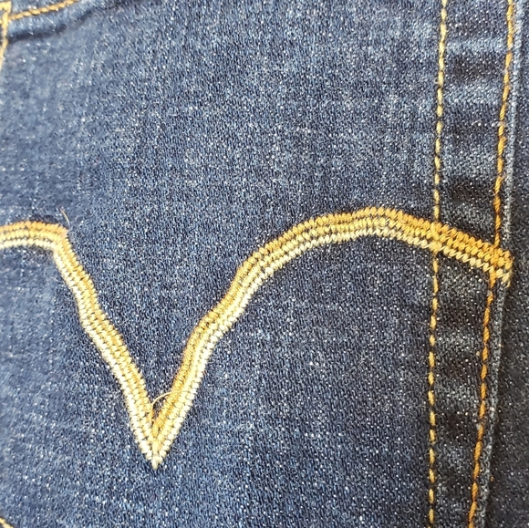 Levis 526 Slender Bootcut Jeans RARE Back Pocket Sustainable Western Womens - Picture 8 of 16